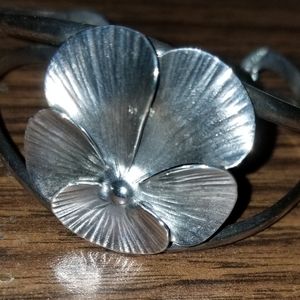 Sterling silver flower bracelet
